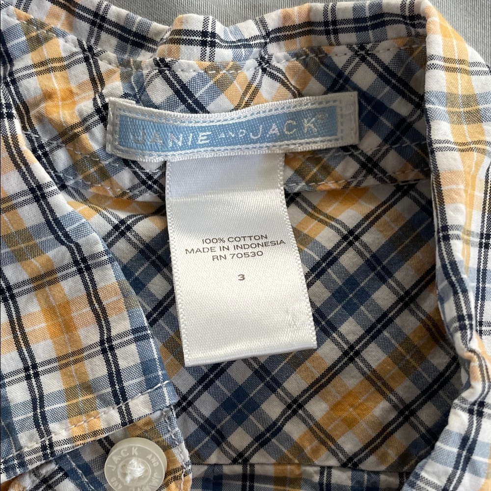 3T Button down bundle - Picture 7 of 15